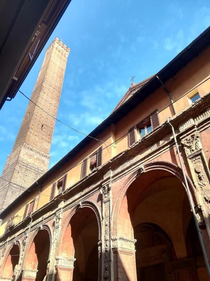 051 Guest House Sant'Orsola Malpighi Bologna Buitenkant foto